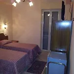 Hotel George 3*