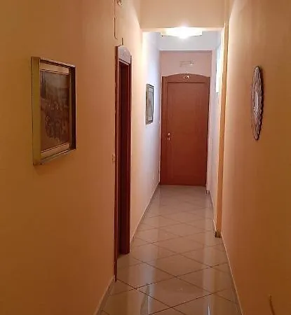 Hotel George 3*