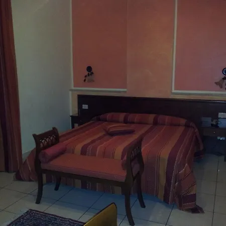 Hotel George Barcellona-Pozzo di Gotto